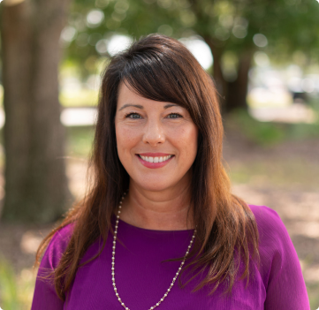 about-meet-leadership-2 About - Kristin Akins